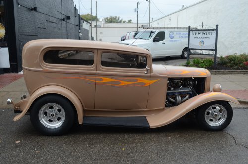 Customs Rolled Into Newport