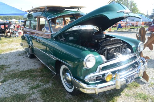 Plenty of Chevy at the Pumpkin Run