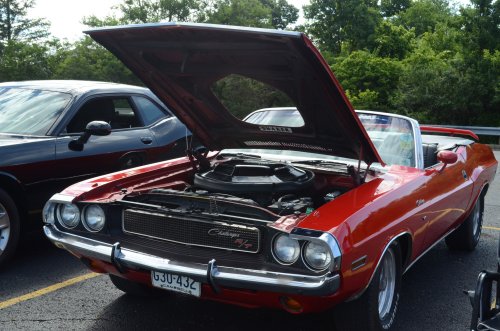 1200 Car Club Car Show