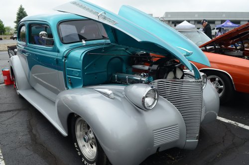 Beautiful Weather Brings Out Beautiful Automobiles