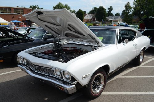 General Motors Was on Parade at Deer Park