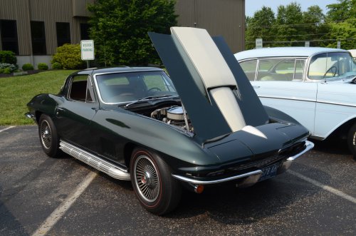 Of Course There Were Vettes At the All-GM Show