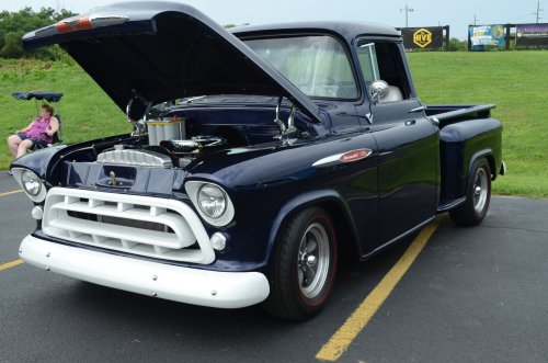 The Erlinger Lions Show Brought a Lot of Variety