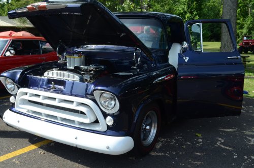New and Old at the Annual Syrian Shrine Car Show