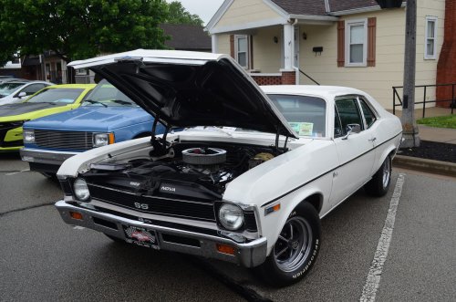 Cars Wearing Bowties Came to Lawrenceburg