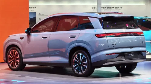 All-new BYD Atto 3 debuts in China with 326 hp, 630 km range, and flash charging