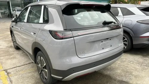 BYD Sealion 05 DM-i piles up at dealers in China with 305 km of EV range