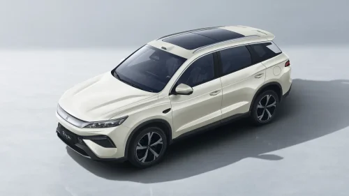 BYD Song Pro DM-i PHEV crossover with 310 km of EV range started sales in China