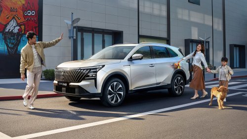 Changan, SUV, Changan CS75 Plus SUV with HEV system and first 500 bar direct injection starts presales in China