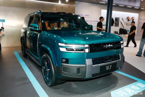 BYD, BYD’s Fang Cheng Bao Ti7 EV Flash Charging Edition launched with 755 km range