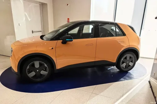 2026 Firefly launches with upgraded 161 hp motor starting at 17,400 USD