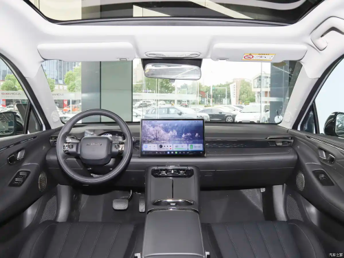 Aion RT Super launches: 99-second swap, CATL battery rental, 12,900 USD entry price