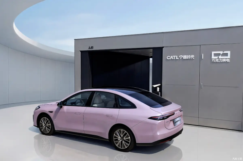 Aion RT Super launches: 99-second swap, CATL battery rental, 12,900 USD entry price