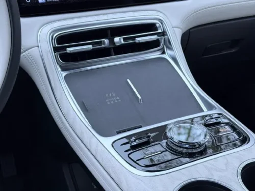 Geely Galaxy’s global model M7 with 1,730 km combined range opens pre-sales, starting from 20,300 USD