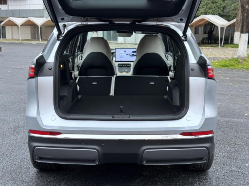 Geely Galaxy’s global model M7 with 1,730 km combined range opens pre-sales, starting from 20,300 USD