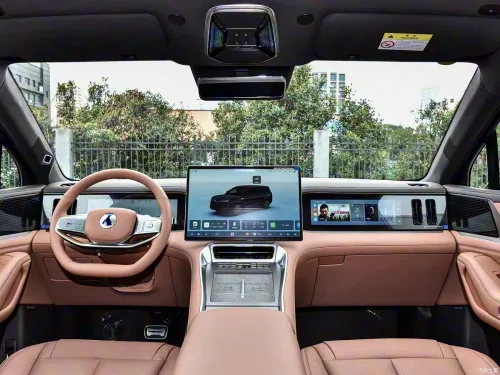 BYD’s new Denza N8L enters pre-sale: large PHEV with 75.26 kWh battery and flash charging