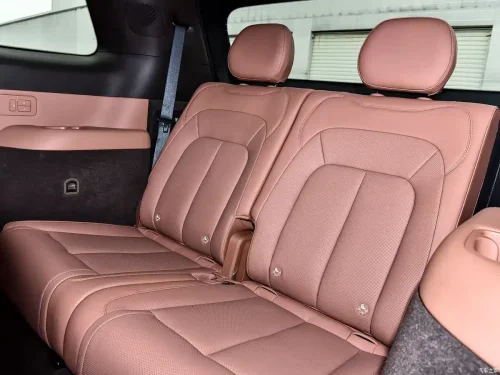 BYD’s new Denza N8L enters pre-sale: large PHEV with 75.26 kWh battery and flash charging