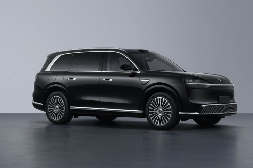 Aito vehicles’ manufacturer Seres patents hidden in-car toilet design, sparking debates