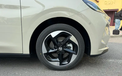 2026 MG4 unveiled ahead of Beijing Auto Show debut