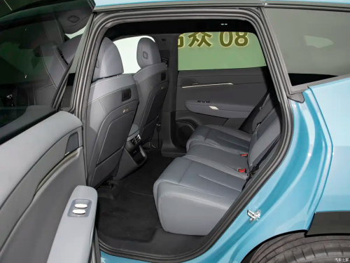 Volkswagen launches ID. Unyx 08 starting from 33,300 USD, first mass-produced model from VW-Xpeng collaboration