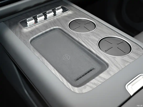 GWM’s Wey V9X flagship PHEV SUV opens pre-sales, EV and HEV scheduled this year