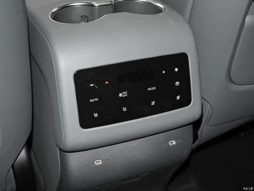 GWM’s Wey V9X flagship PHEV SUV opens pre-sales, EV and HEV scheduled this year