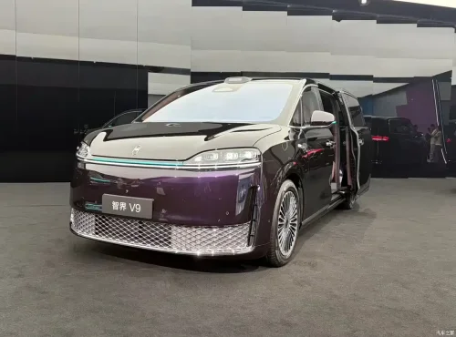 Harmony Intelligent Mobility Alliance unveils new lineup ahead of Beijing Auto Show