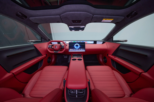 Avatr launches 06T wagon with up to 955 hp and 1,250 km range, starting from 31,900 USD