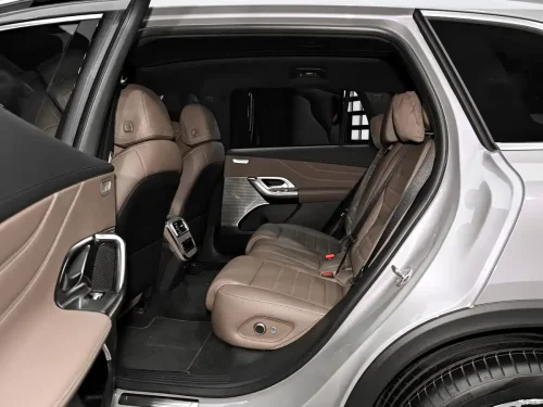 Mercedes-Benz GLC EV’s long wheelbase version debuts in China with S-Class air suspension and 700 km+ range