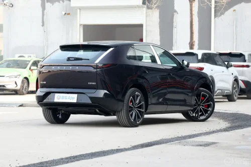 Mazda launches new version of the CX-6e ahead of 2026 Beijing Auto Show, EV &amp; EREV from 20,500 USD