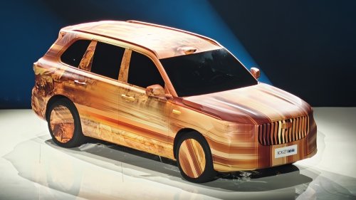 Geely KX21 flagship HEV crossover teased in China as Galaxy M9 sister model