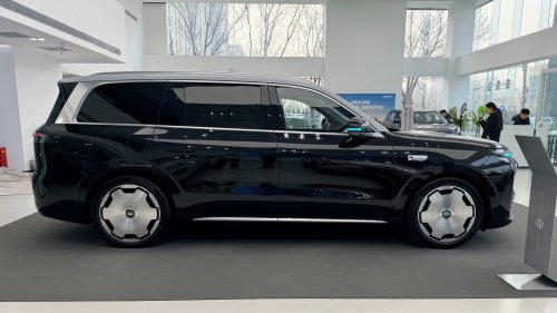 The Leapmotor D19 launched in China with the world’s largest EREV battery