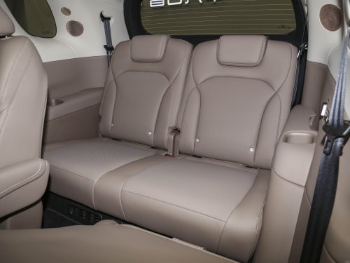 IM Motors launches LS8 EREV SUV starting from 36,600 USD, 430 km EV range and four-wheel steer-by-wire
