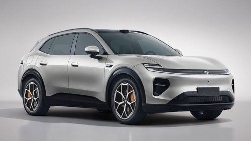 Changan, SUV, Changan Nevo Q06 SUV with 800V dual-rear motor EV and EREV options spotted in regulatory filings