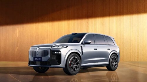 Dongfeng, SUV, Huawei, PHEV, Dongfeng’s Voyah Debuts Taishan X8 SUV with latest Huawei HarmonyOS, 800V PHEV and EV trims