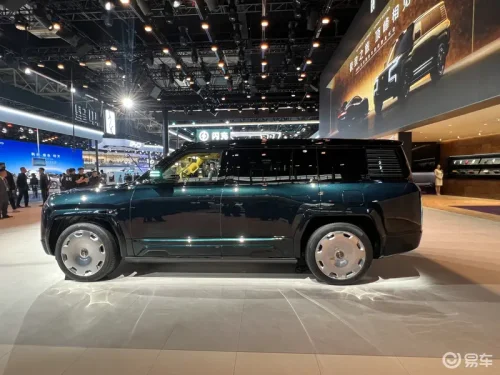 BYD’s Yangwang debuts special versions of U8L SUV and U9 Xtreme supercar at 2026 Beijing Auto Show in China