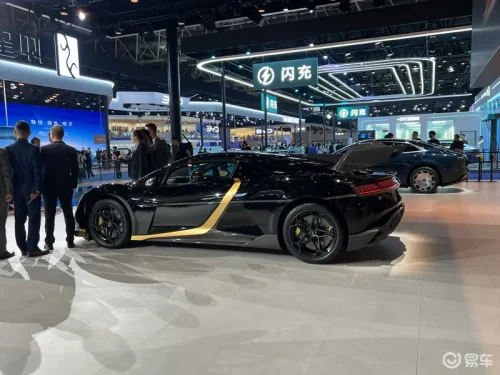 BYD’s Yangwang debuts special versions of U8L SUV and U9 Xtreme supercar at 2026 Beijing Auto Show in China