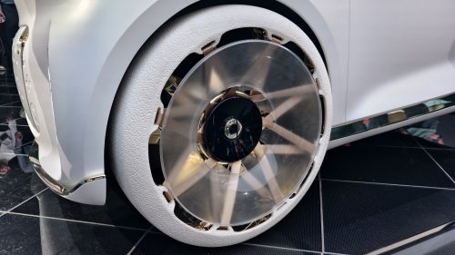 “Smart #2 is a real car, rivals are not,” CEO stakes claim as micro‑EV icon debuts with 400 km range