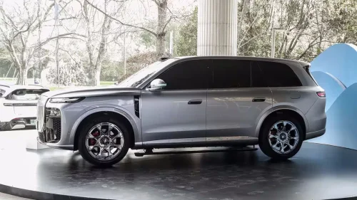 Dongfeng’s Voyah Debuts Taishan X8 SUV with latest Huawei HarmonyOS, 800V PHEV and EV trims