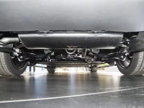 Dongfeng’s Voyah Debuts Taishan X8 SUV with latest Huawei HarmonyOS, 800V PHEV and EV trims