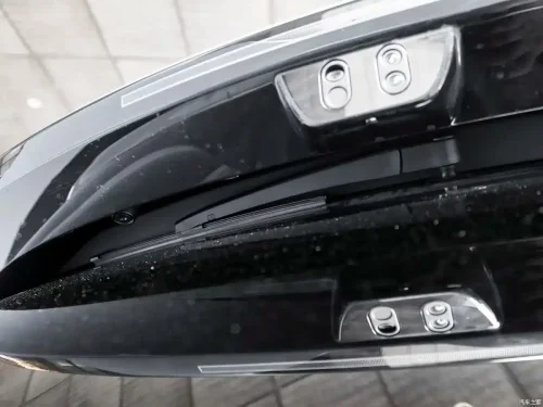 Dongfeng’s Voyah Debuts Taishan X8 SUV with latest Huawei HarmonyOS, 800V PHEV and EV trims