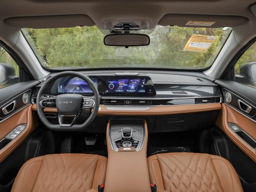 Chery launches Tiggo 7L with 147 kW turbo and 2720 mm wheelbase starting 10,900 USD as Tiggo 7 refresh trails