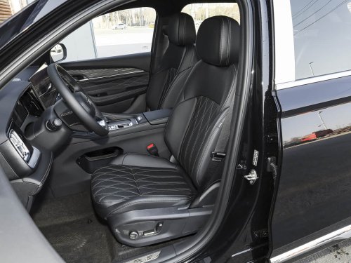 Geely Monjaro i-HEV opens pre-sales with 48.4% efficiency hybrid system, starts 19,600 USD in China