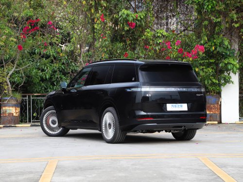 Lynk &amp; Co 900 five-seat SUV launches in China with 1,363 km range, from 37,328 USD