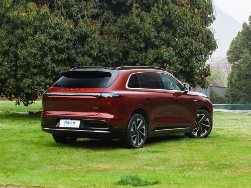 Chery, Chery’s Exeed EX7 launched with electronic‑mechanical braking and 1,520 km range, from 29,300 USD