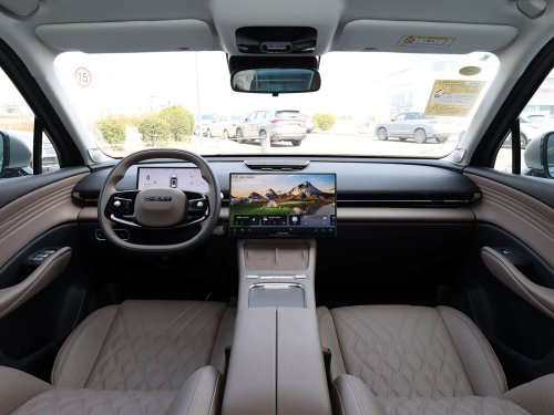 Chery launches Tiggo 7L with 147 kW turbo and 2720 mm wheelbase starting 10,900 USD as Tiggo 7 refresh trails