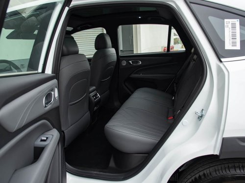 Geely Boyue EREV SUV launched with 375 km EV range, 30–80% in 15 min charge, from 14,900 USD