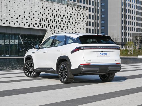 Geely Galaxy M7 opens pre-sales April 9 with 3.35 L/100 km fuel use and 47.26% thermal efficiency