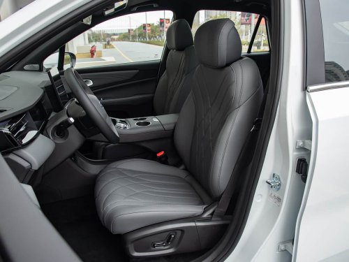 Geely Boyue EREV SUV launched with 375 km EV range, 30–80% in 15 min charge, from 14,900 USD