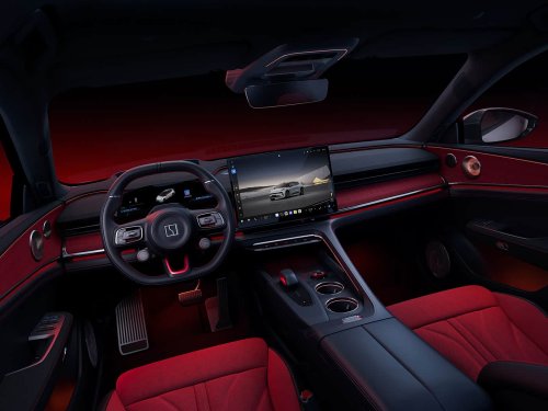 Zeekr, Zeekr 001 Anniversary Edition launches with 2.91‑second sprint, 680 kW dual‑motor, from 50,400 USD